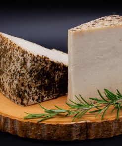 Allgäuer Ziegenheublumenkäse